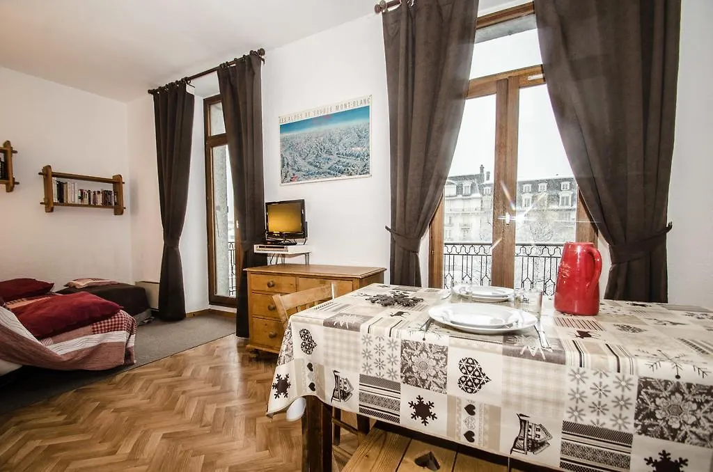 Apartment Le Carlton-5 By Interhome Шамони