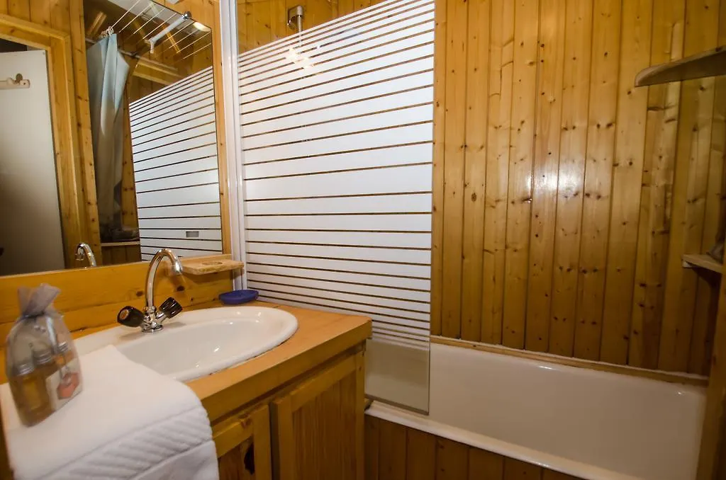Apartment Le Carlton-5 By Interhome Chamonix