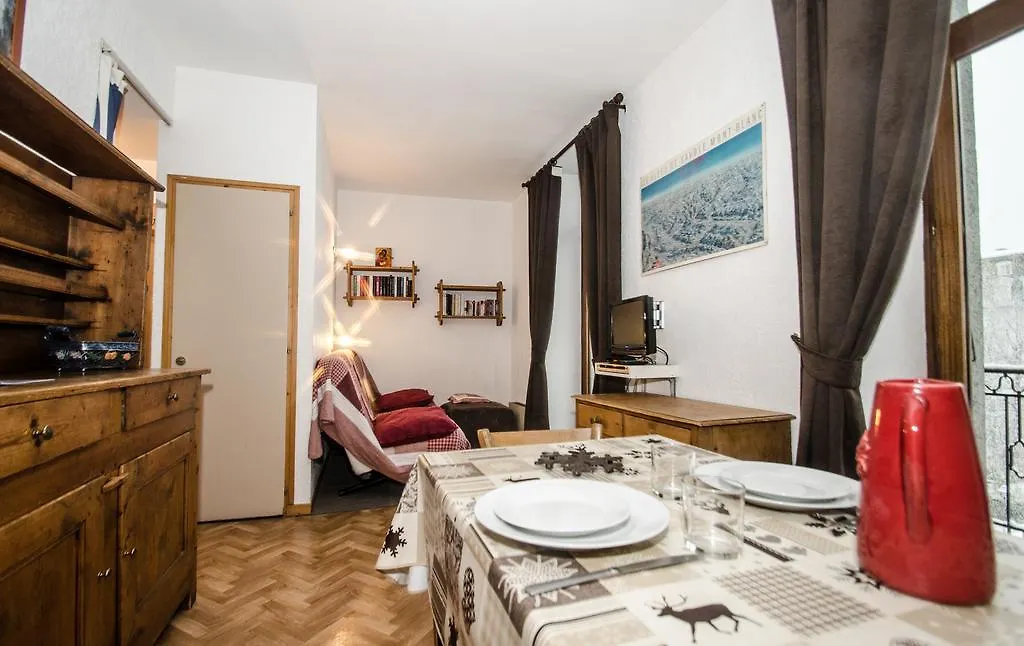 Apartment Le Carlton-5 By Interhome Chamonix